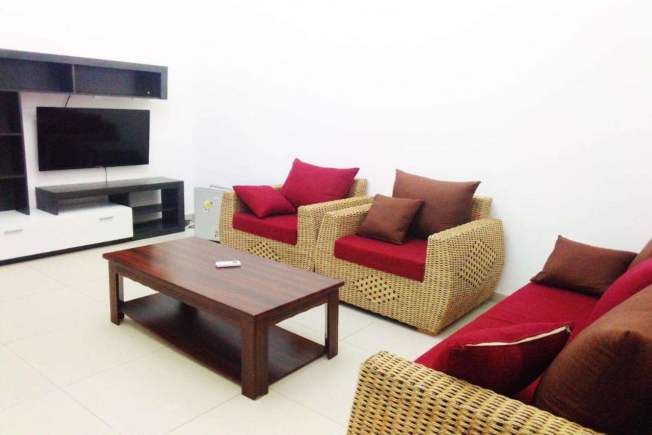 Complexe Hotelier Olympe Korhogo Exterior photo