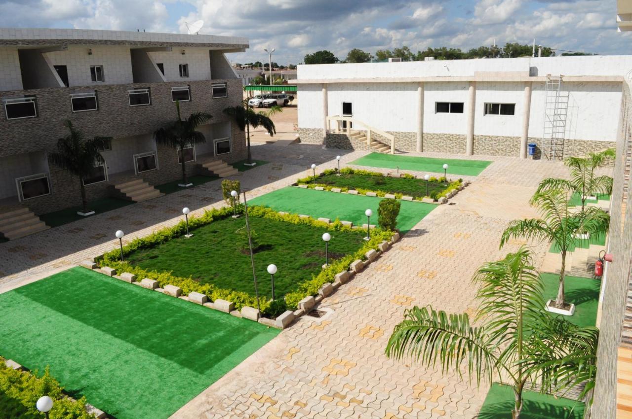 Complexe Hotelier Olympe Korhogo Exterior photo
